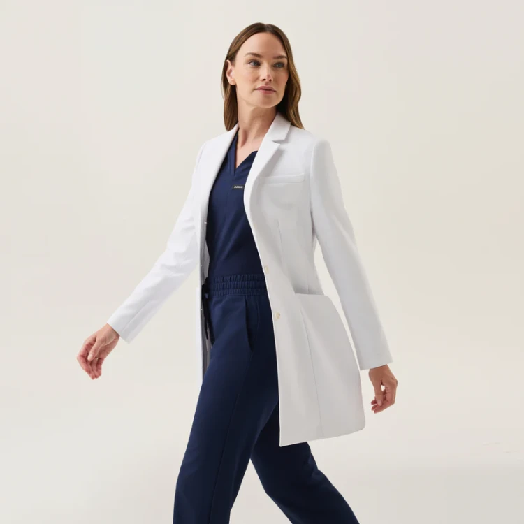 Jaanuu Linea 34" White Coat